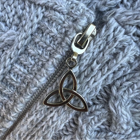 Aran Sweater Market Merino Wool Cable Knit Side-Zip Sweater Tunic Gray Large GUC - Picture 13 of 16